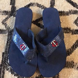 NWOT Minnesota Twins Sparkly Flip Flops